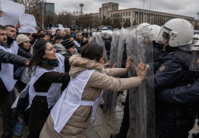 Öğretmenlere Yönelik Abluka ve Şiddet Kabul Edilemez! Haklı Mücadele Engellenemez!